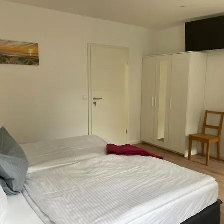 Ml Koenigslutter Apartman *